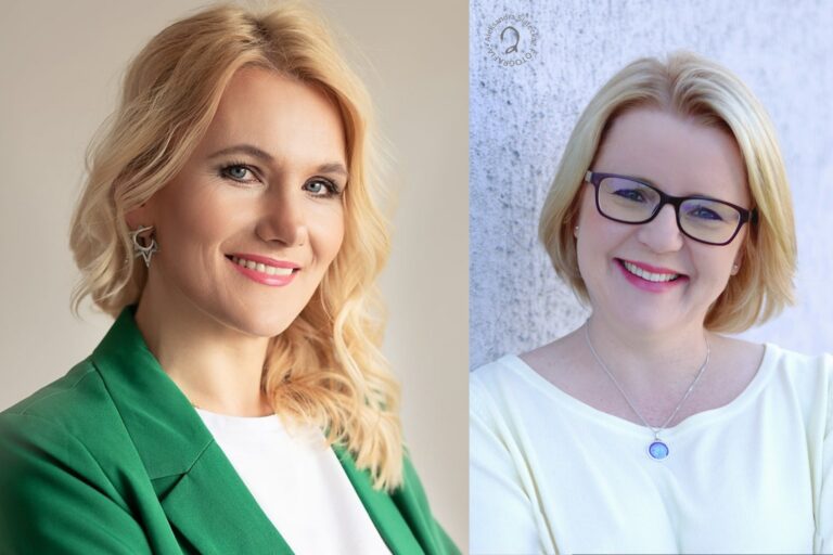 Zdjęcie uśmiechniętej blondynki w zielonej marynarce i białej bluzce z kręconymi włosami, zdjęcie kolejnej uśmiechniętej blondynki w białej bluzce, proste włosy do ramion, okulary z czarnymi oprawkami
