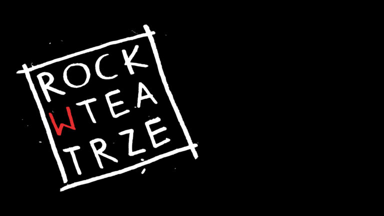 na czarym tle w pochylonym białym kwadracie napis rock w teatrze
