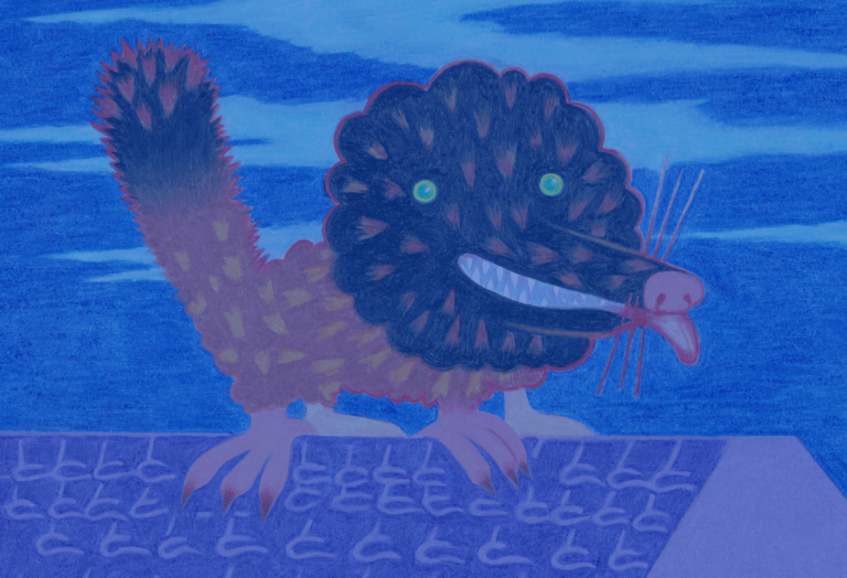 Ilustracja rysowana kredkami przedstawiająca wielokolorowego stwóra siedzącego na dachu.